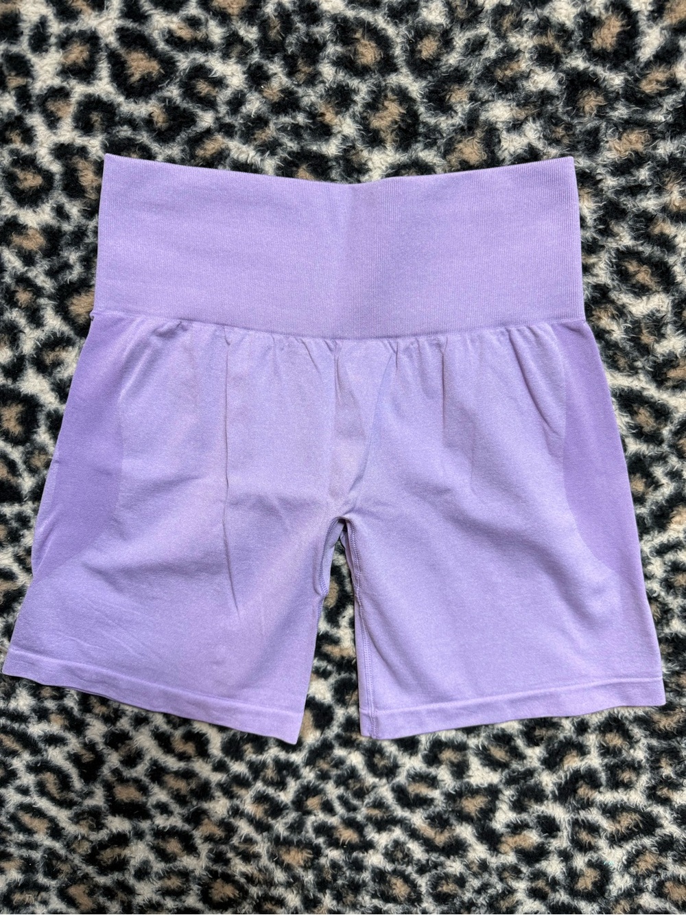 NVGTN active shorts 💜